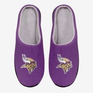 NWT. FOCO Minnesota Vikings Slippers